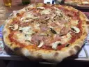 Pizza prosciutto e funghi